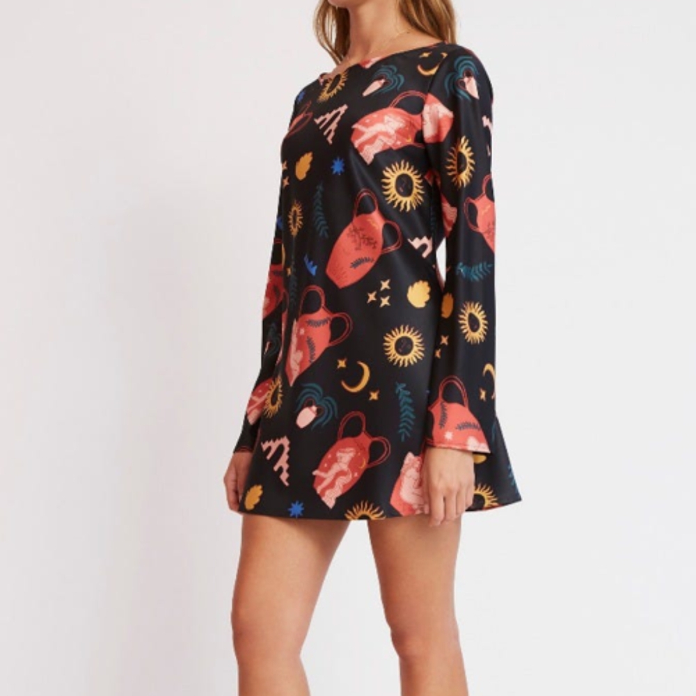 Finders Keepers Tie Back Long Sleeve Dress